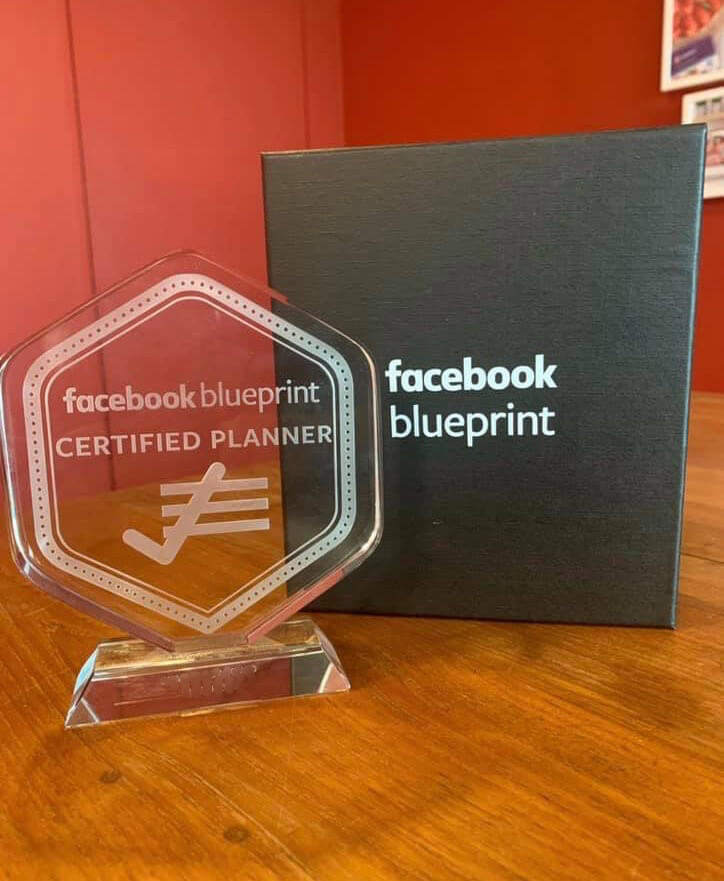 Minh họa chứng nhận Facebook Blueprint là gì 